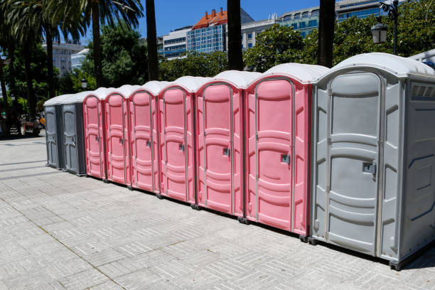 Best VIP or Luxury Restroom Trailers  in Seabrook, TX